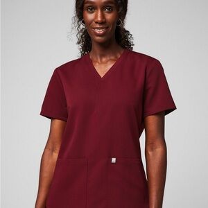 Fabletics Maroon Short Sleeve Srub Top and bottom